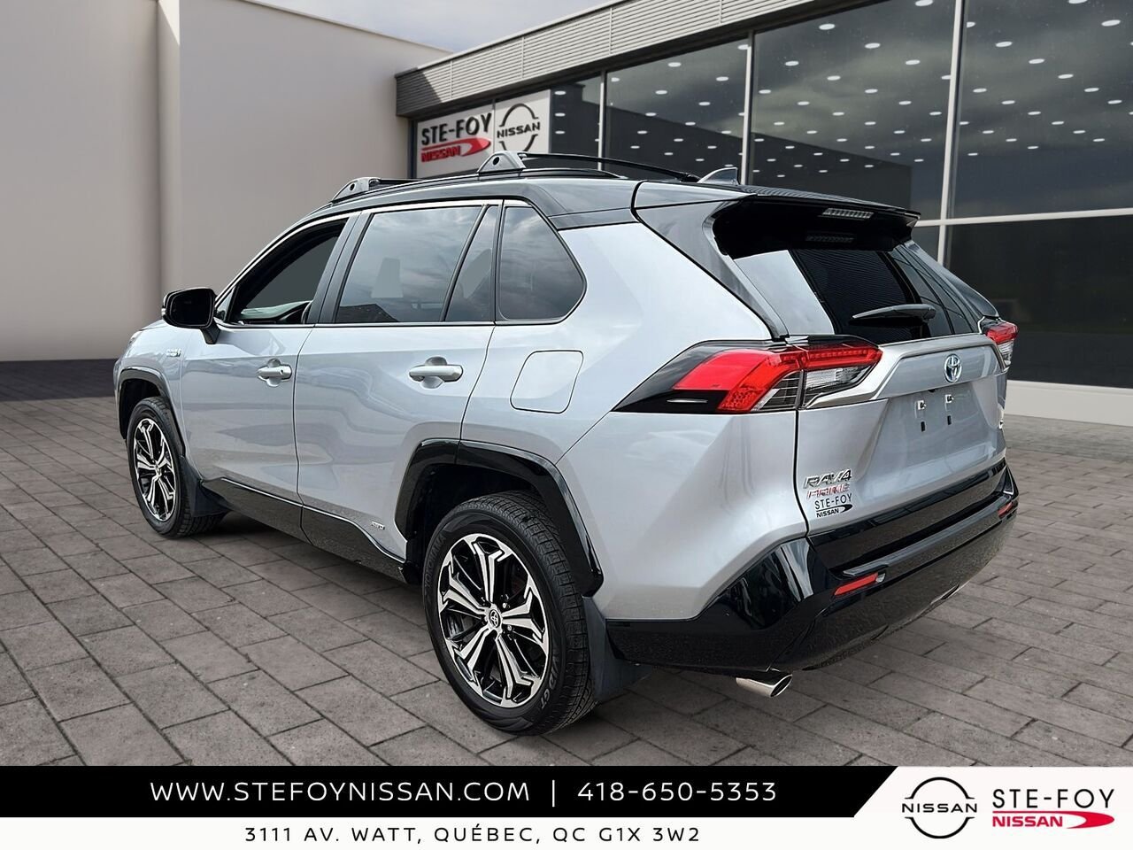 2024 Toyota RAV4 Prime XSE TRACTION INTEGRALE Silver Ste-Foy - photo #3