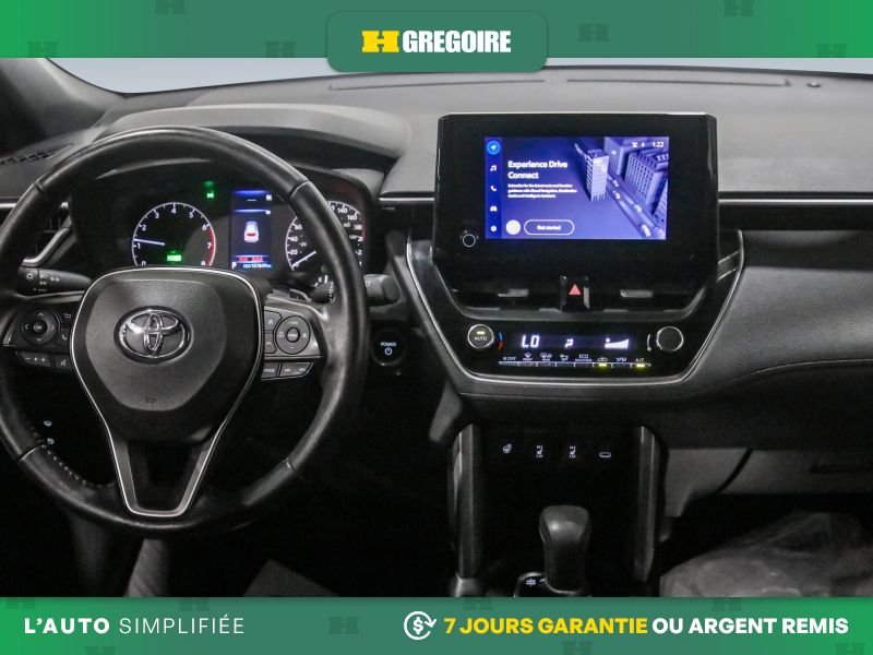 2023 Toyota Corolla White Blainville - photo #17