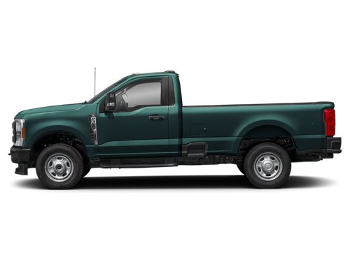 2026 Ford Super Duty F-350 à roues arrière simples 2026