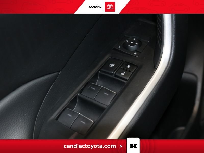 Toyota Rav 4 TR03940 | XLE AWD - TOIT OUVRANT - CAMÉRA DE RECUL - CUIR 2024 Blanc Laval - photo #17