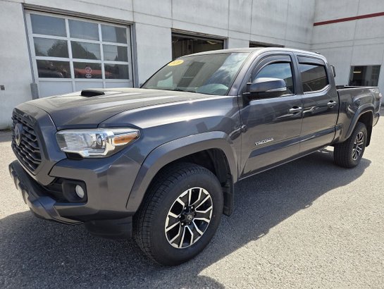 2020 Toyota TACOMA 2020 Magnetic Grey Metallic