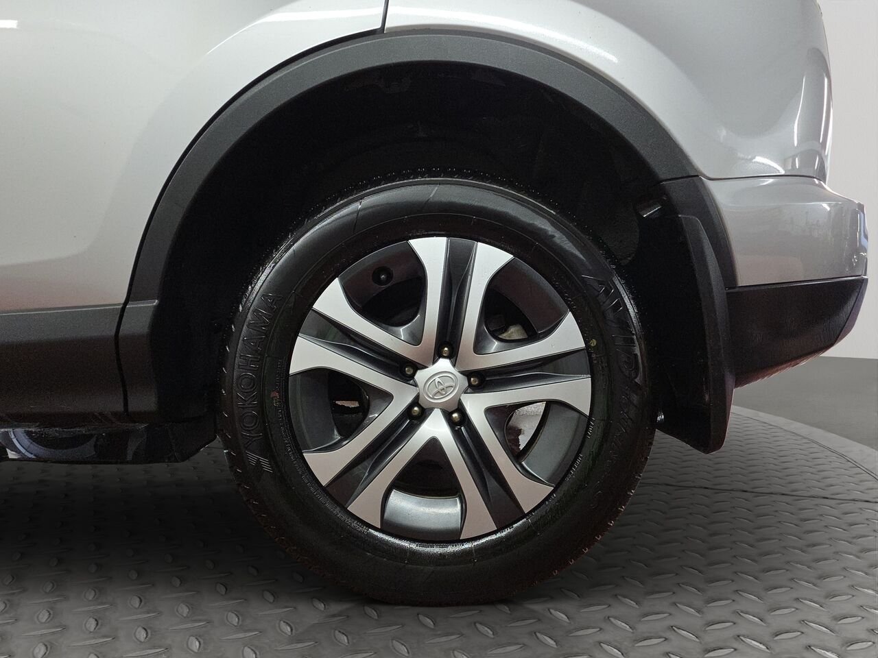 Toyota RAV4 2017 Gris Val-David - photo #24