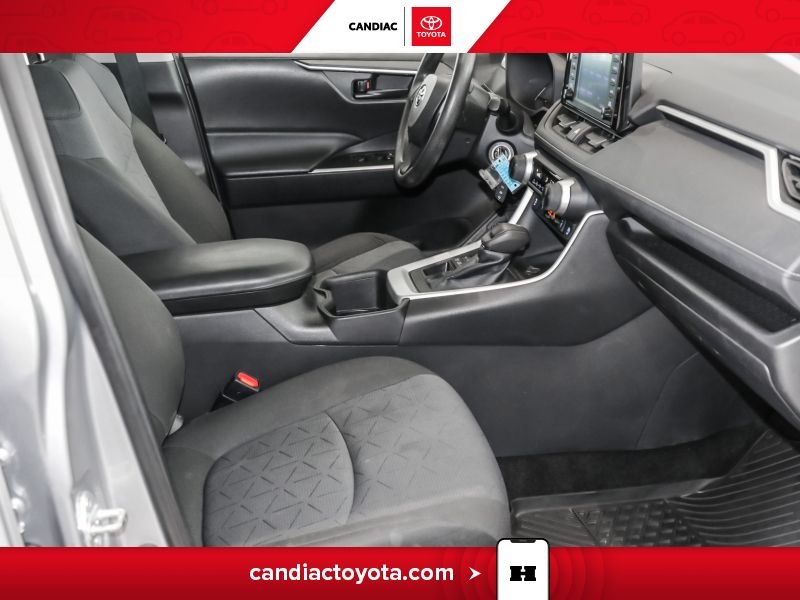 2022 Toyota Rav 4 Silver Blainville - photo #14