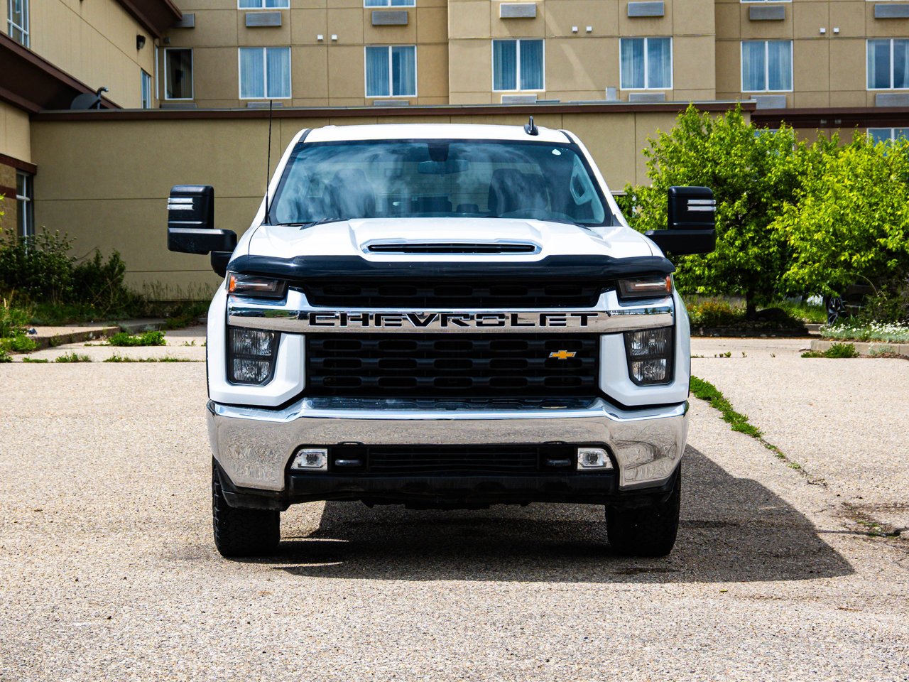 2023 Chevrolet Silverado 2500HD 4WD Crew Cab 159 LT White Sherwood Park - photo #2