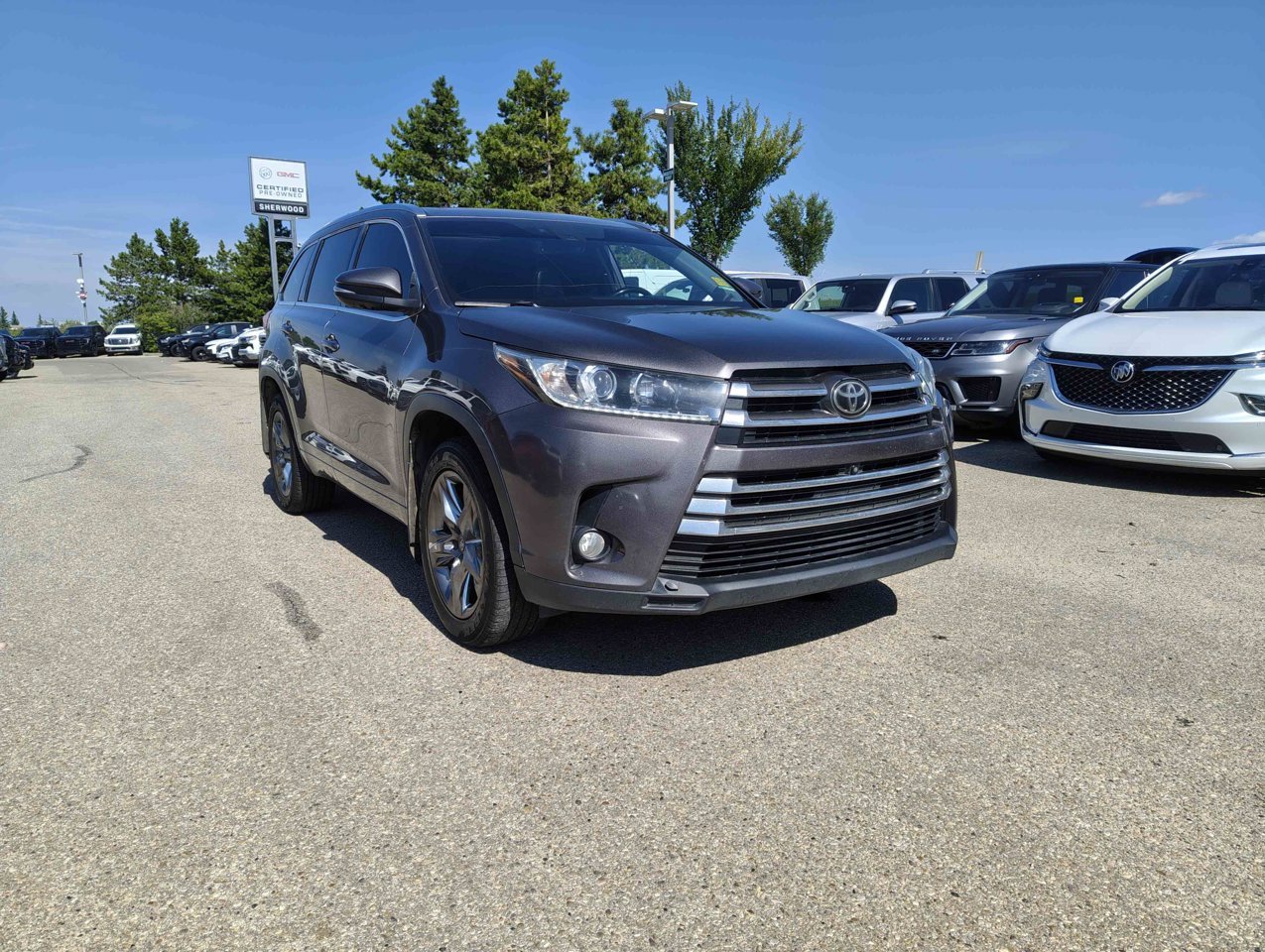2018 Toyota Highlander AWD Limited gray Sherwood Park - photo #5