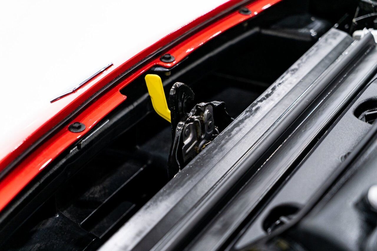 Dodge Viper Clean Title With Only 2,063 km (1,282 Miles) From New 2008 Rouge Montréal - photo #100