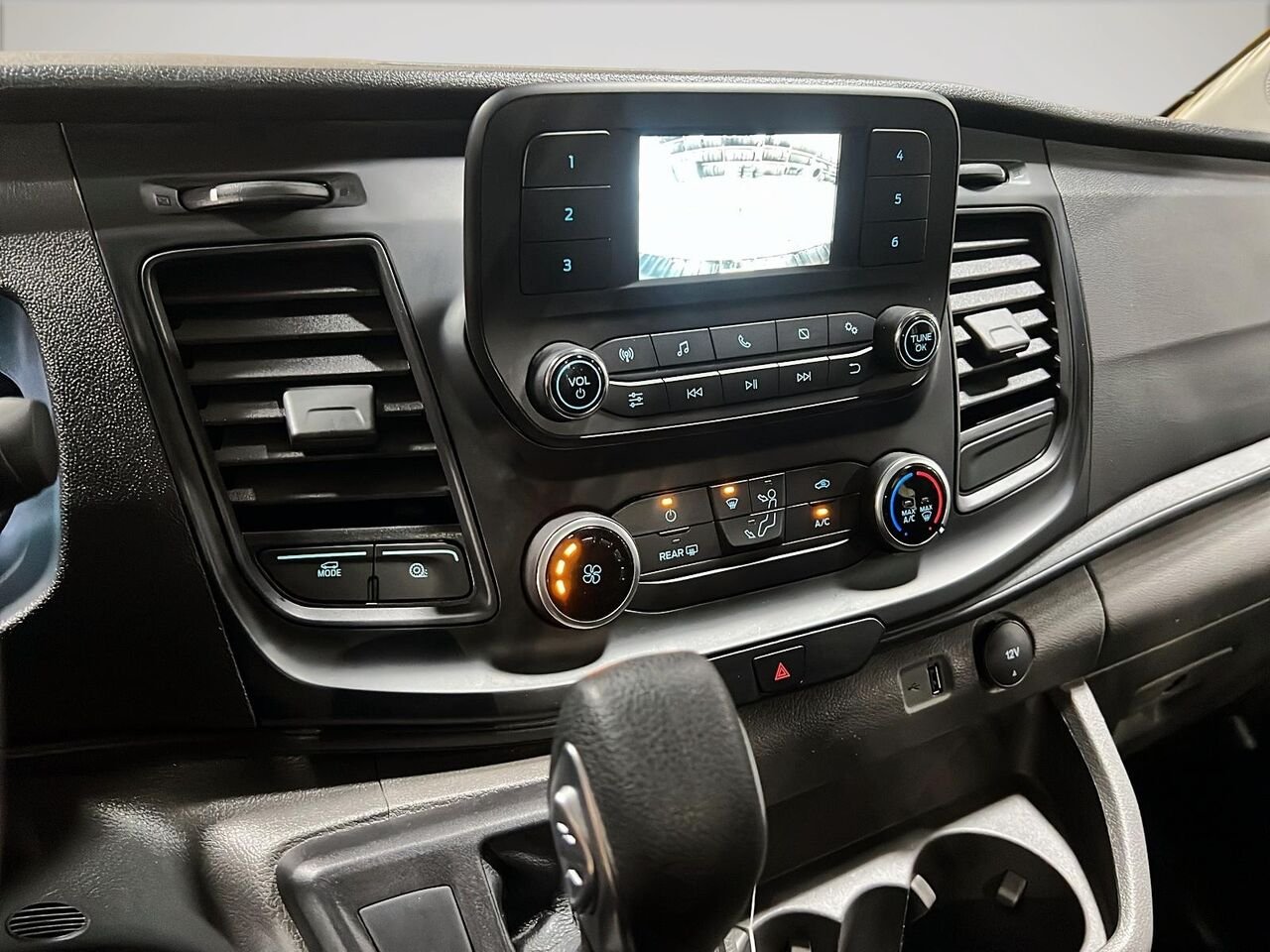 2024 Ford Transit fourgon utilitaire White Québec - photo #16