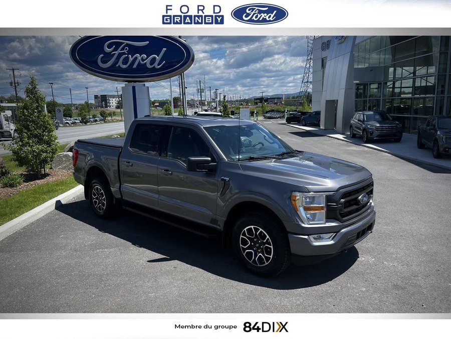 Ford F-150 XLT cabine SuperCrew 4RM caisse de 5,5 pi 2022
