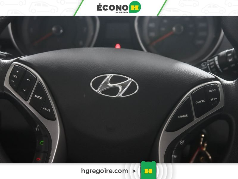 2016 Hyundai Elantra Grey Blainville - photo #10