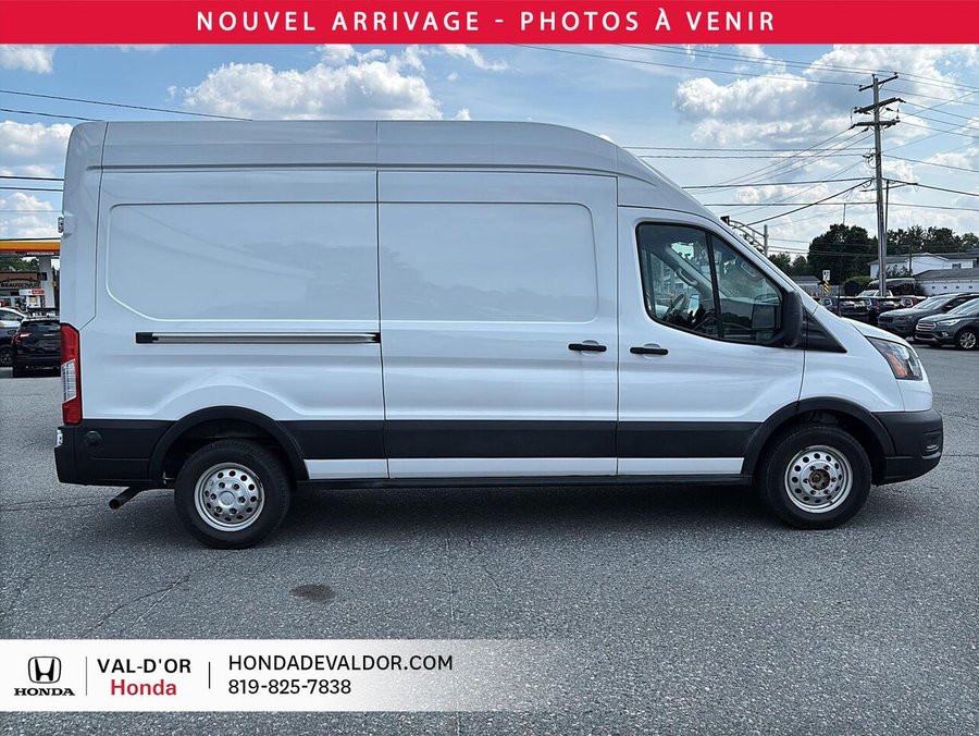 Ford Transit fourgon utilitaire T-250 TI toit surélevé 148 po PNBV de 9 070 lb 2025 2025 Blanc