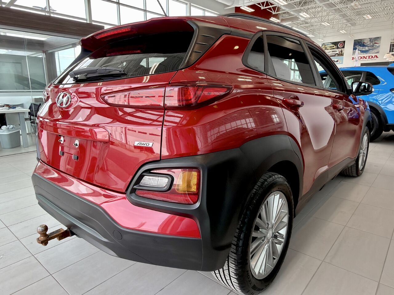 2019 Hyundai Kona Red Notre-Dame-des-Prairies - photo #11