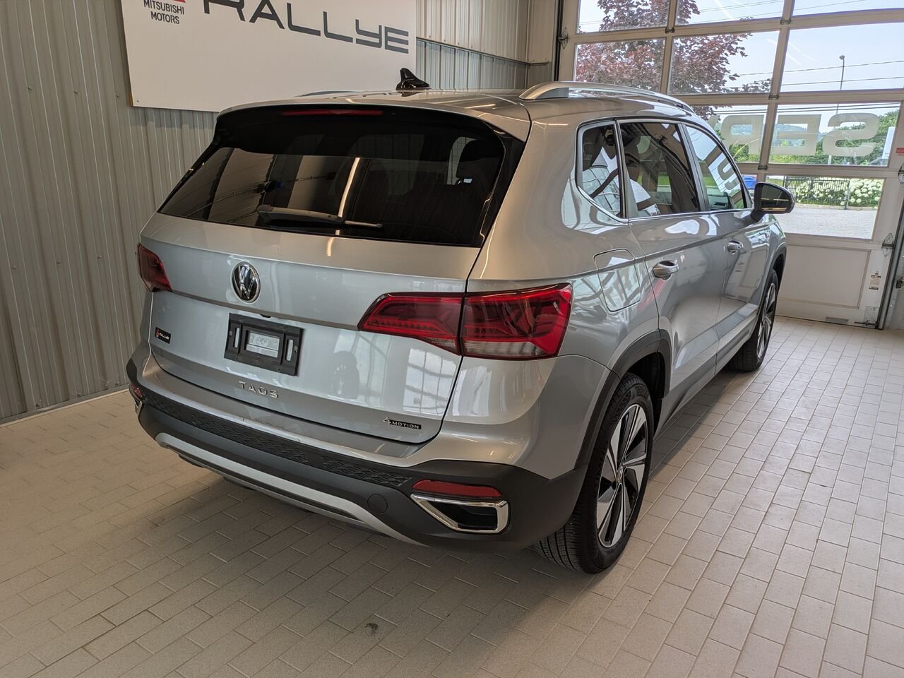 Volkswagen Taos 2024 Gris Gatineau - photo #19