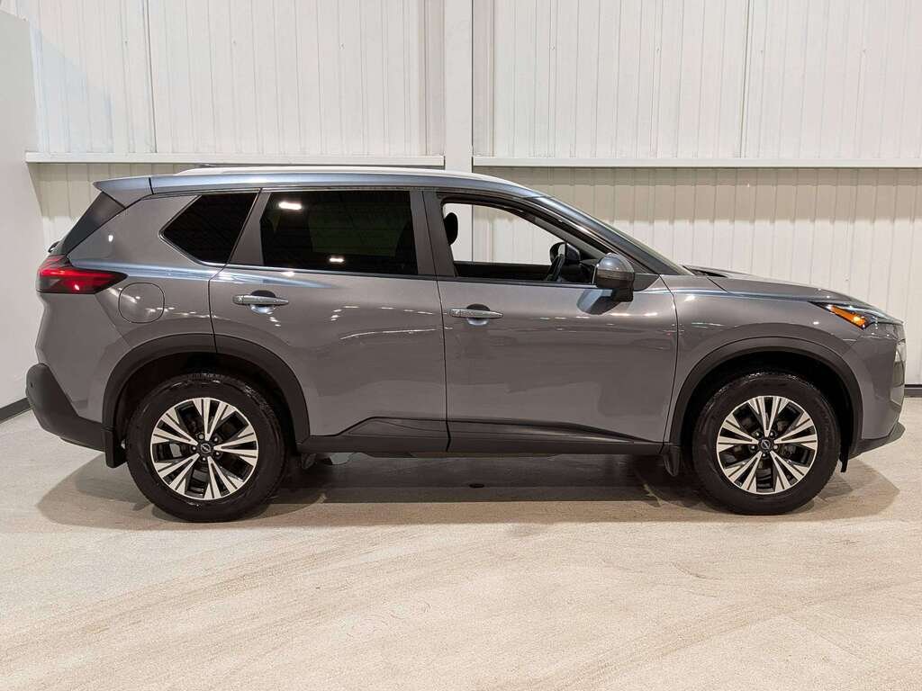 2023 Nissan Rogue AWD SV Moonroof Grey Val-David - photo #3