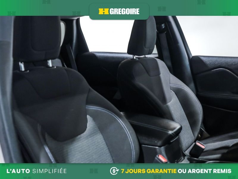 Jeep Cherokee 726692 | SPORT 4WD V6 MAGS ATTACHE REMORQUE 2021 Blanc Laval - photo #25