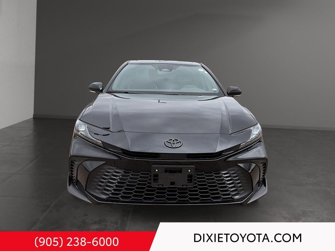 2026 Toyota Camry Power Sunroof, Leather Interior, Heated Seats, Alloy Wheels, Heated Steering Wheel, Bluetooth Midnight Black Metallic Mississauga - photo #1