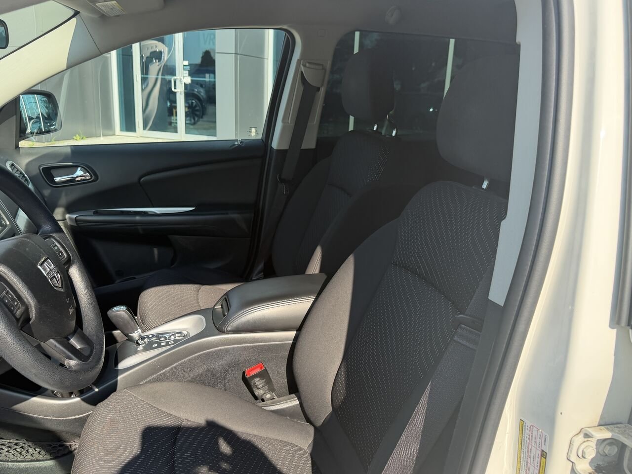2017 Dodge Journey White Ste-Marie - photo #10