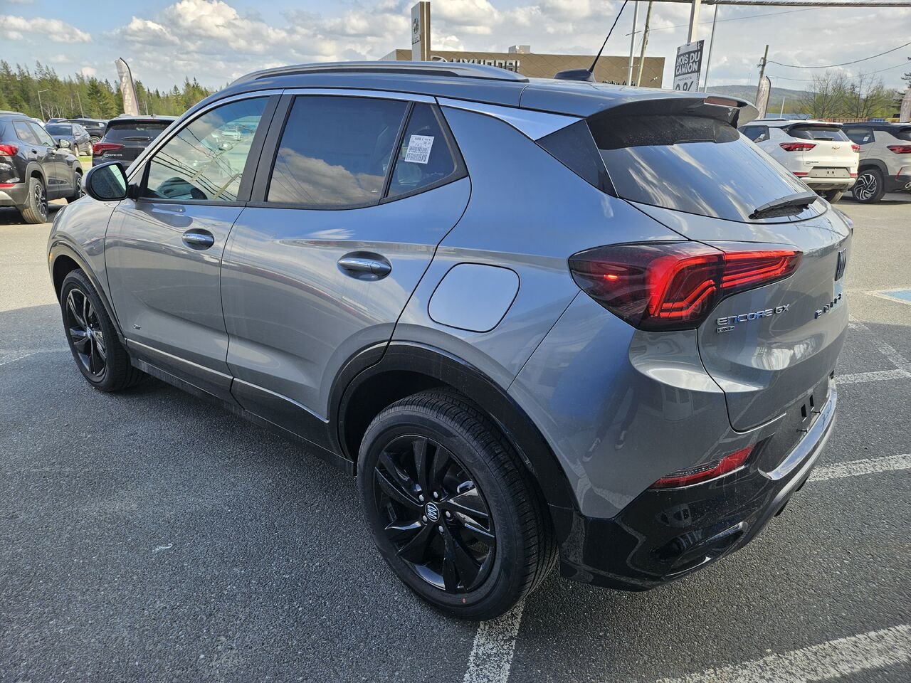 2026 Buick Encore GX Tourisme sport 4 portes TI MOONSTONE GREY METALLIC Thetford Mines - photo #4