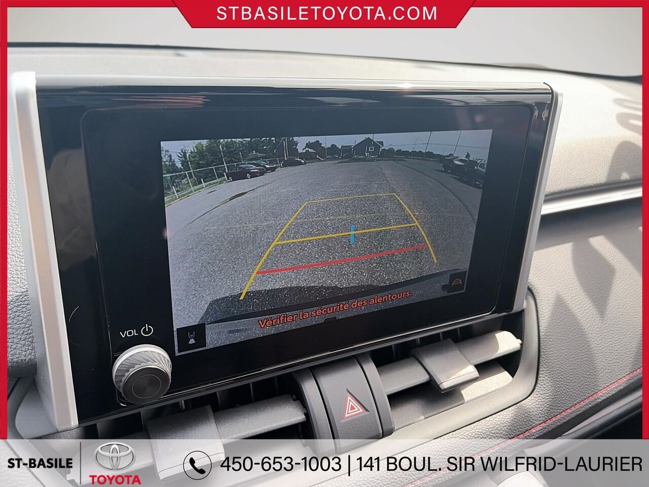 TOYOTA RAV4 PRIME 2024 Ciel argent métallisé Saint-Basile-le-Grand - photo #20