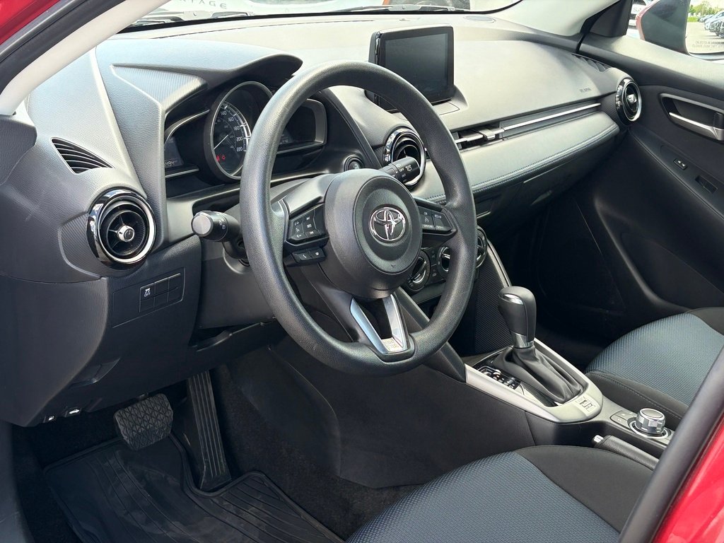 Toyota Yaris 2020 Rouge Gatineau - photo #11