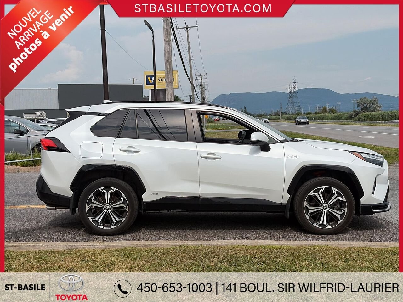 TOYOTA RAV4 PRIME 2023 Gris Saint-Basile-le-Grand - photo #3