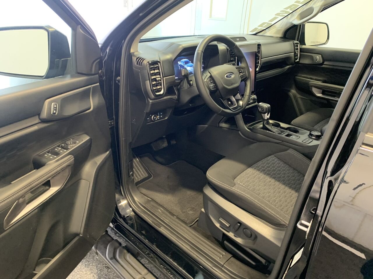 2024 Ford Ranger XLT RANGER XLT CREW CAB Black Châteauguay - photo #32