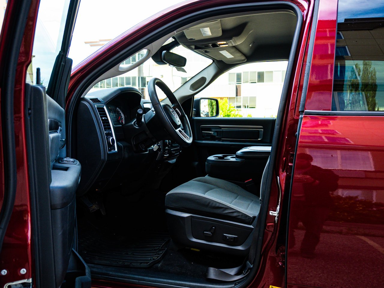 2023 Ram 1500 Classic SLT 4x4 Crew Cab 5'7 Box Red Sherwood Park - photo #15