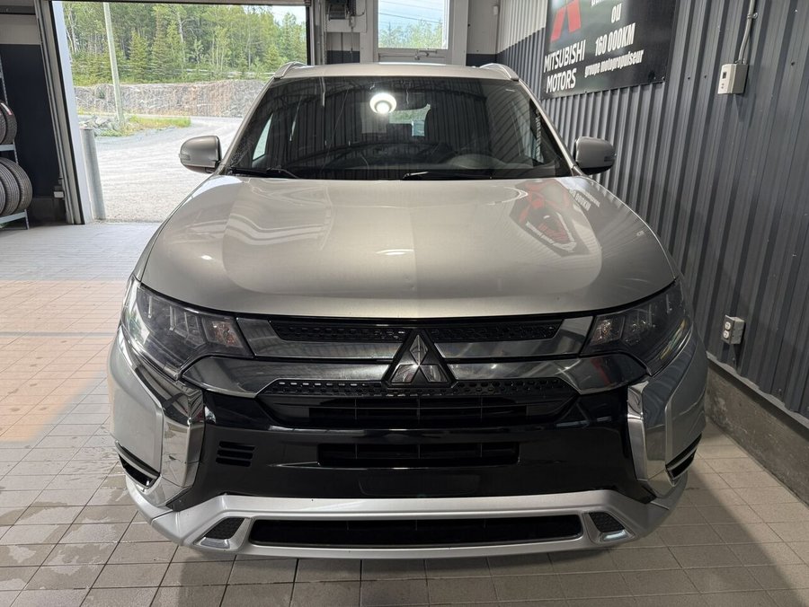 Mitsubishi Outlander PHEV SEL S-AWC 2020 Gris