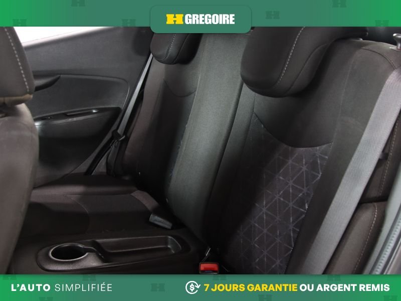 Chevrolet Spark 821702 | LT AUTO A/C MAGS CAM RECUL BLUETOOTH 2020 Gris Laval - photo #21