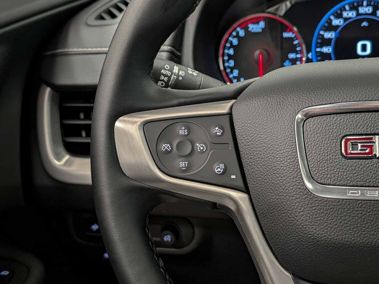 GMC Terrain DENALI AWD Toit Pano 11 859 KM Seulement!!! 2024 Noir Sherbrooke - photo #21