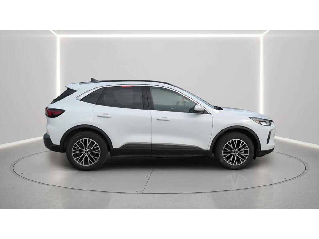 2023 Ford Escape White Gatineau - photo #5