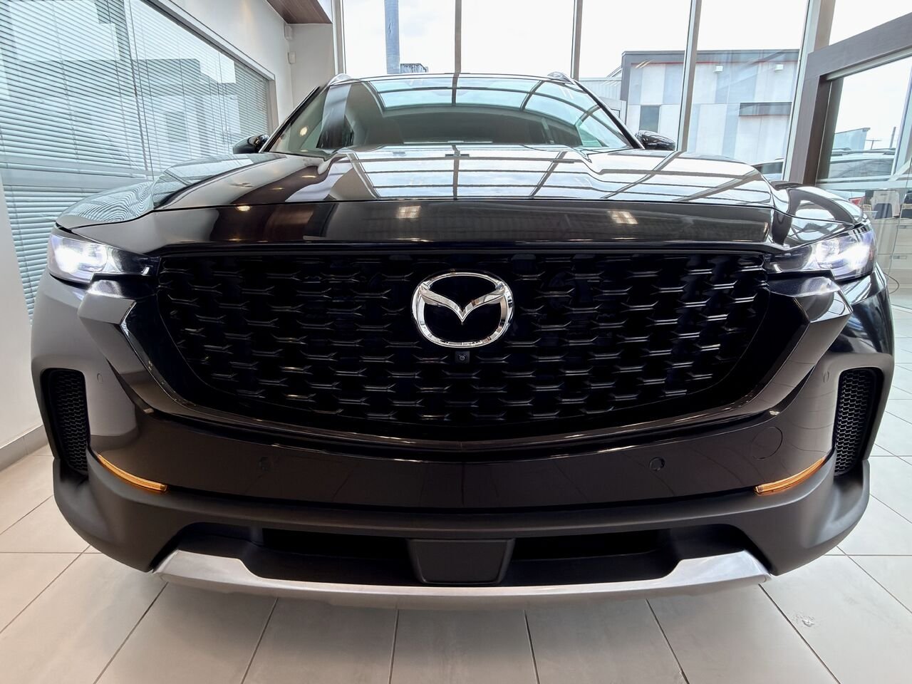 2023 Mazda CX-50 GT TURBO Black Notre-Dame-des-Prairies - photo #5