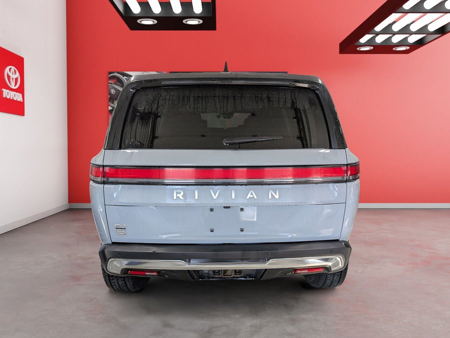 Rivian R1S 2024 2024 Gris