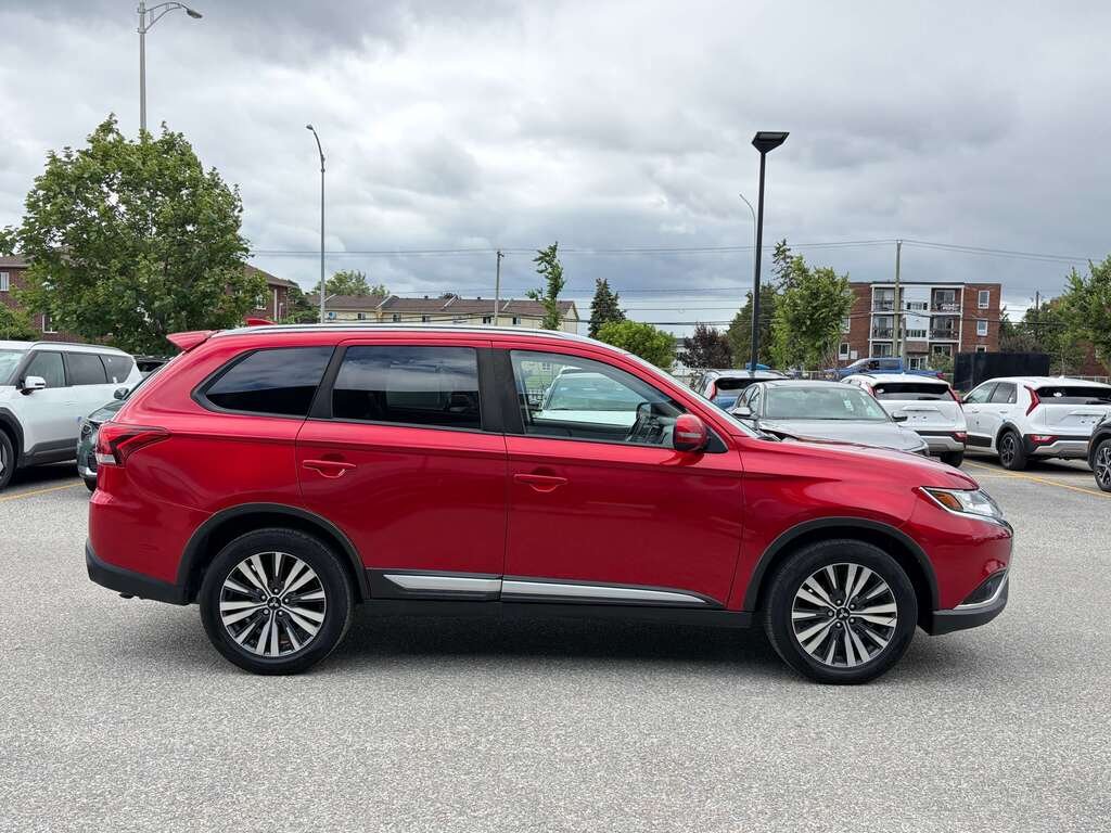 2020 Mitsubishi Outlander Red Gatineau - photo #6