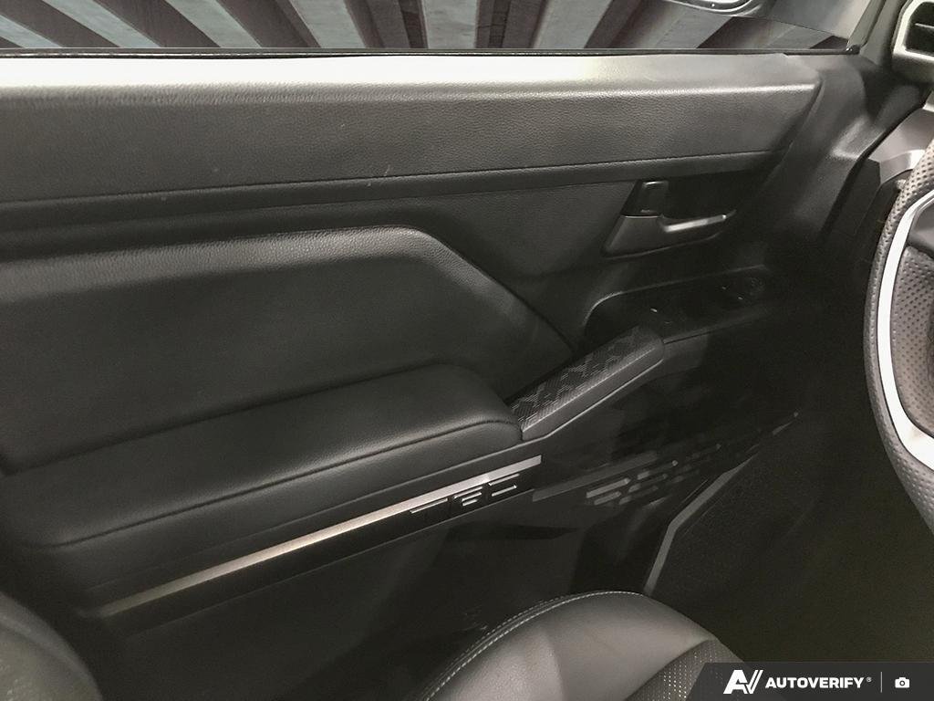2025 Toyota Tacoma 2600802A | Double Cab 4x4 BA gray Edmonton - photo #15