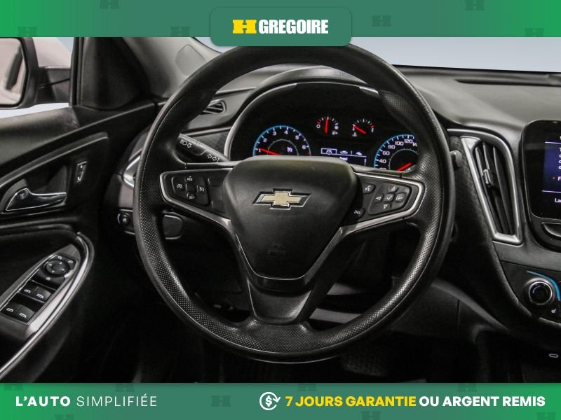 Chevrolet Malibu 730584 | LT AUTO A/C MAGS CAM RECUL BLUETOOTH 2022 Argent Laval - photo #19