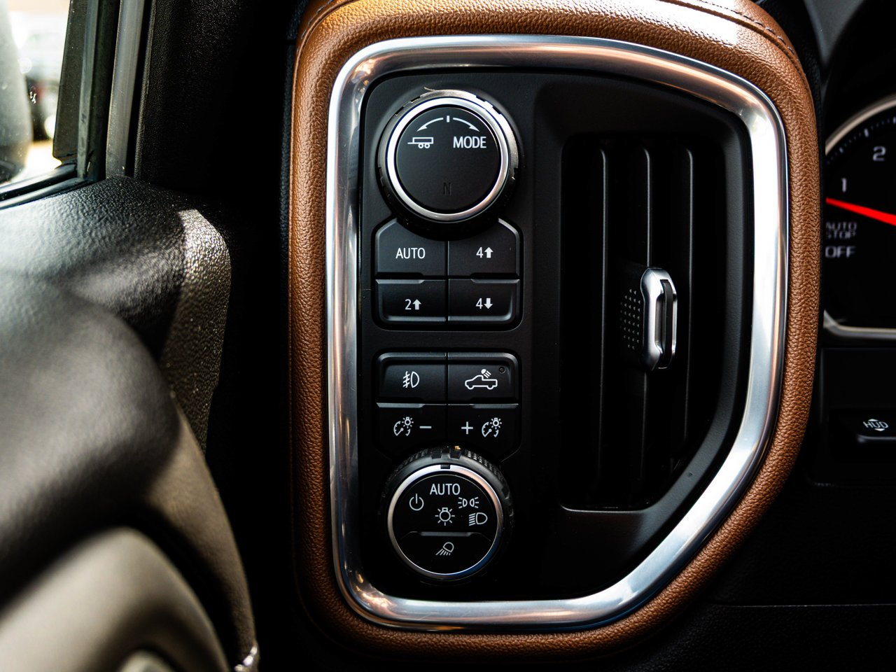 2021 Chevrolet Silverado 1500 4WD Crew Cab 147 High Country Black Sherwood Park - photo #18