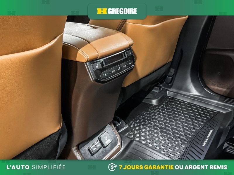 2022 Toyota Highlander Saint-Eustache - photo #32