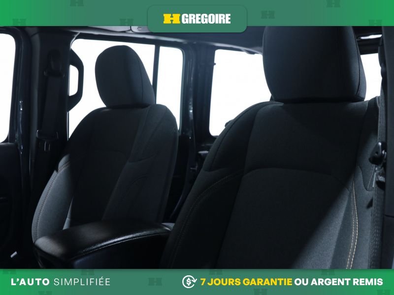 2024 Jeep Wrangler Grey Laval - photo #13