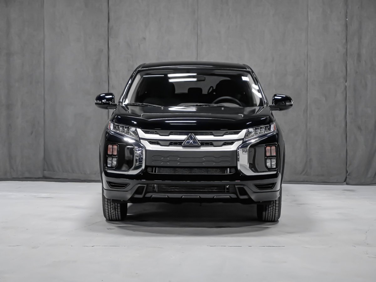2026 Mitsubishi RVR SE Black Montreal - photo #3
