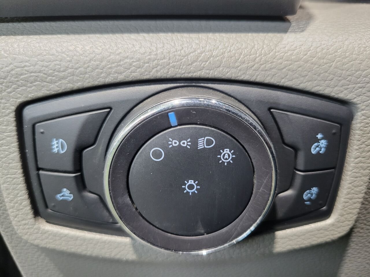 2018 Ford F-150 Black  - photo #22