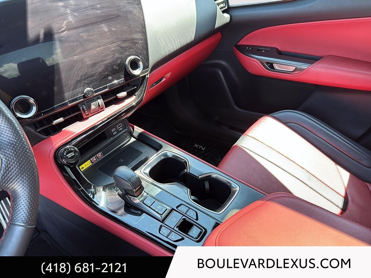 Lexus NX 19277A 2024 Bleu Québec - photo #13