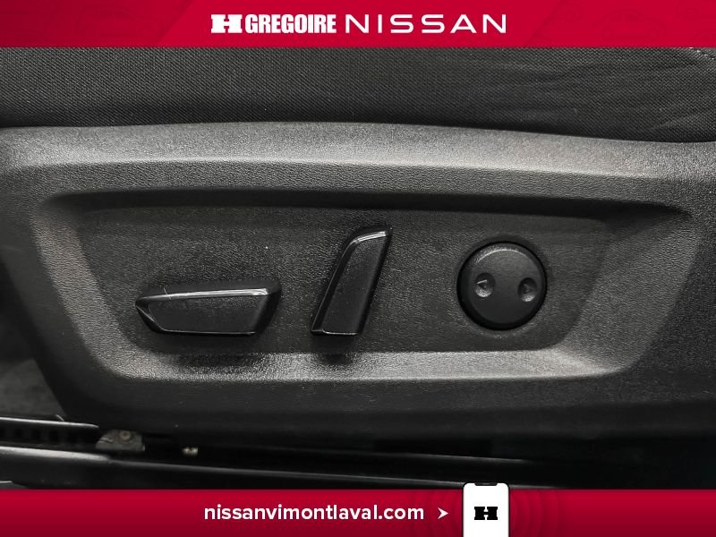Nissan Rogue 2024 Blanc Laval - photo #20