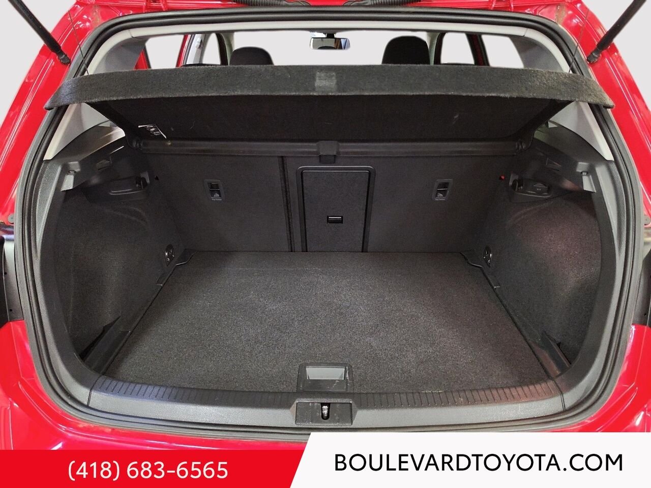 Volkswagen Golf 100057A-59 | COMFORTLINE 5 PORTES AVEC BOÎTE MANUELLE 2021 Rouge Québec - photo #18