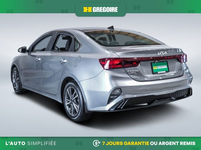 2023 Kia Forte Grey Laval - photo #5