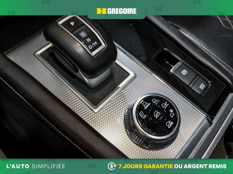 2023 Mitsubishi Outlander Silver Blainville - photo #27