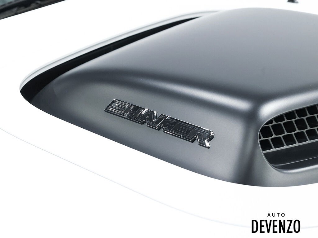 2014 Dodge Challenger White Saint-Eustache - photo #6