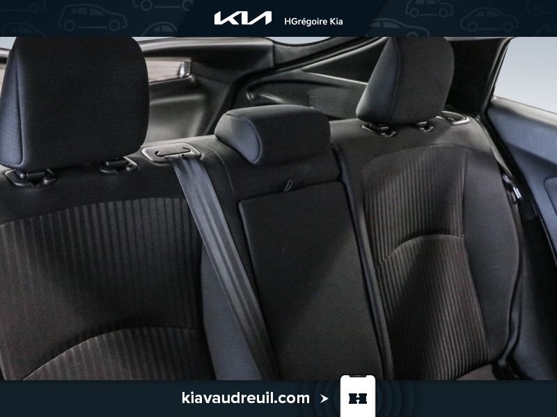 2021 Toyota Prius Blue Blainville - photo #26
