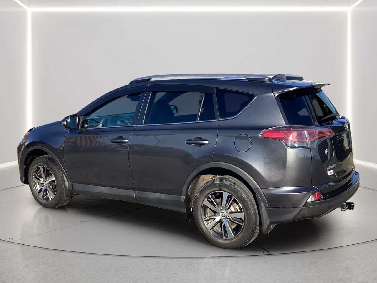 Toyota RAV4 2018 Gris Gatineau - photo #2