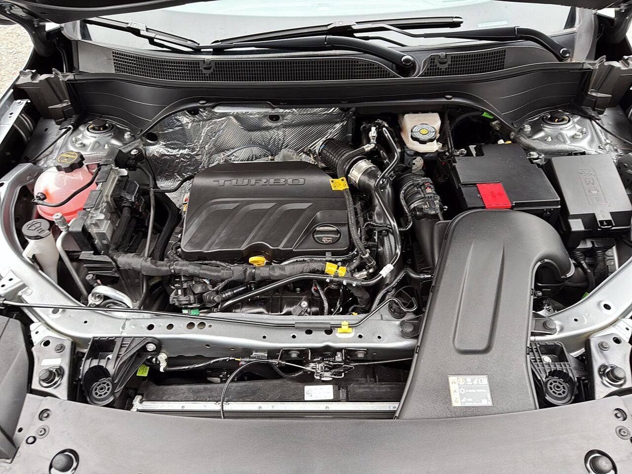 Chevrolet Trax Traction avant 4 portes LT 2026 GRIS STERLING METALLISE Saint-Hyacinthe - photo #7