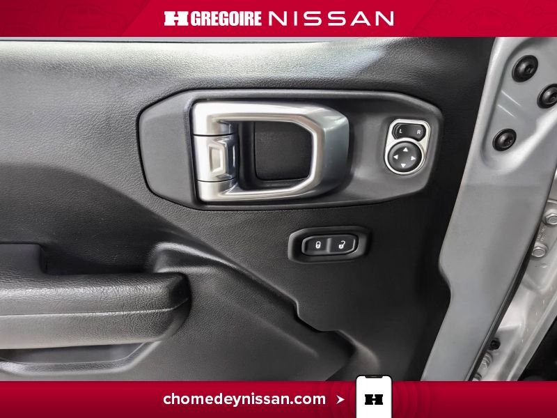 2023 Jeep Wrangler Silver Saint-Eustache - photo #13